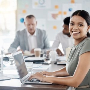 Corporate tax consultant Dubai assisting businesses with UAE corporate tax compliance